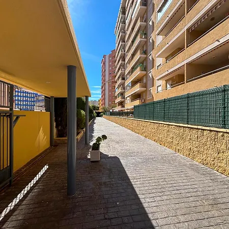 Senorio Oropesa 3000 Apartment